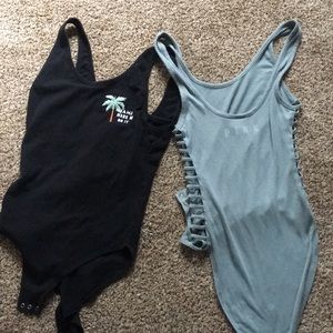 Set of VS body suits